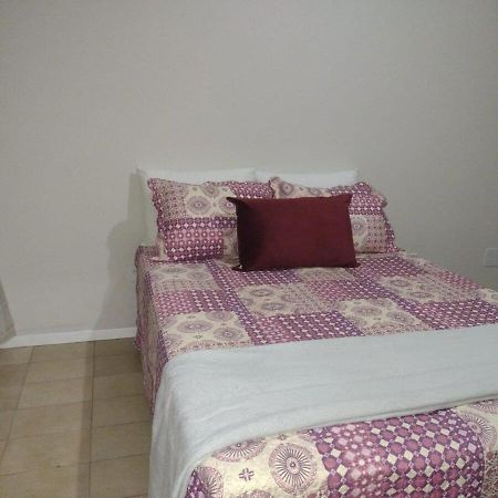 קאבו פריו Apartamento Amplo 10 Mim Da Praia מראה חיצוני תמונה